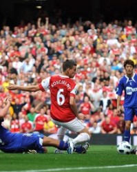  阿森纳主场三球大胜维拉，阿尔特塔战术获盛赞